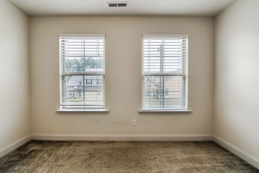 Building Photo - 4440 Lord Mario Ct