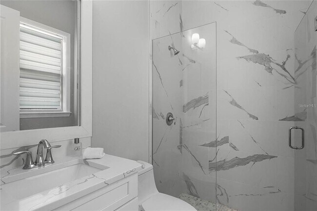 Building Photo - 1118 Estancia Wds Lp