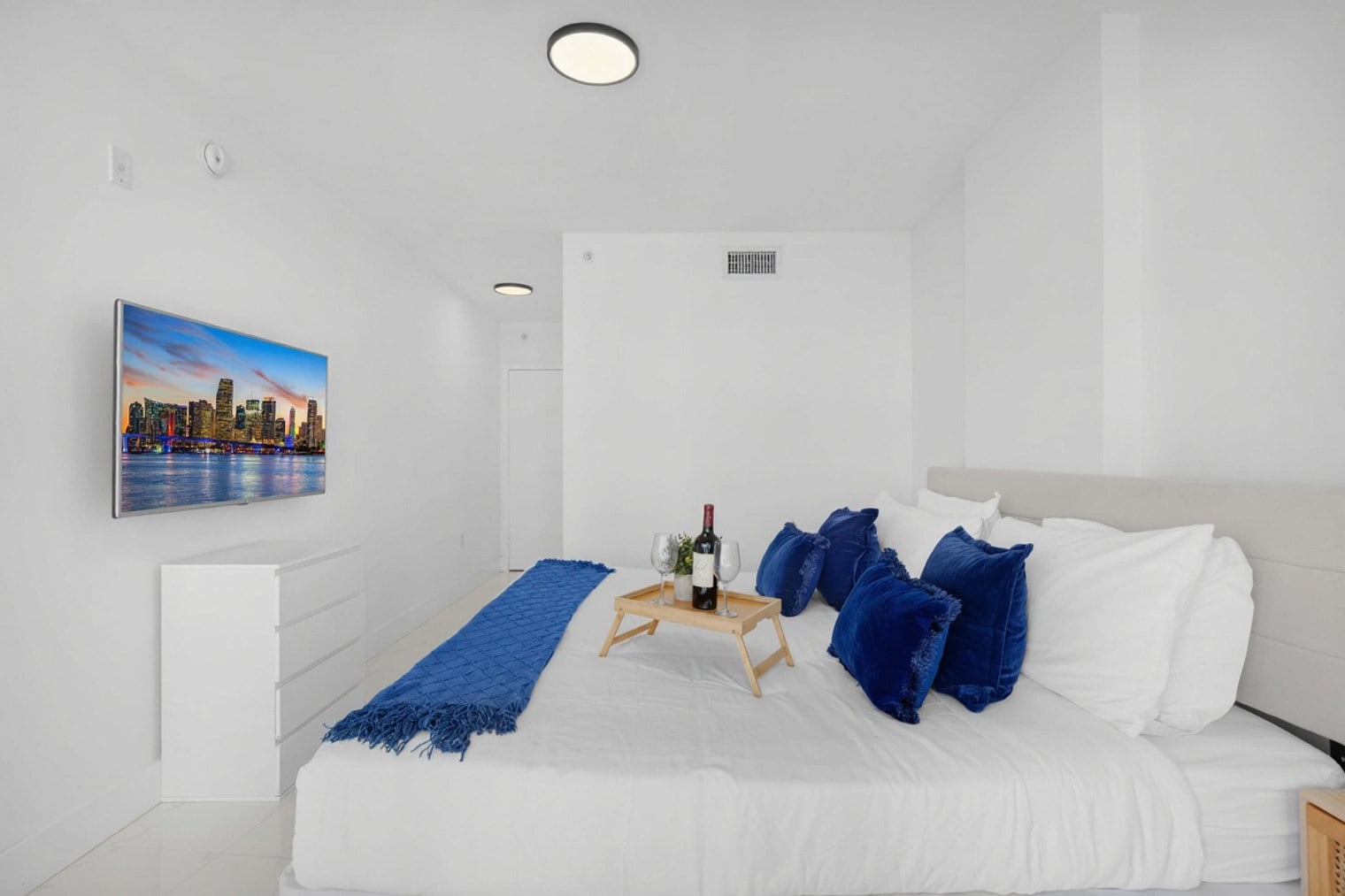 Building Photo - 6620 Indian Creek Dr