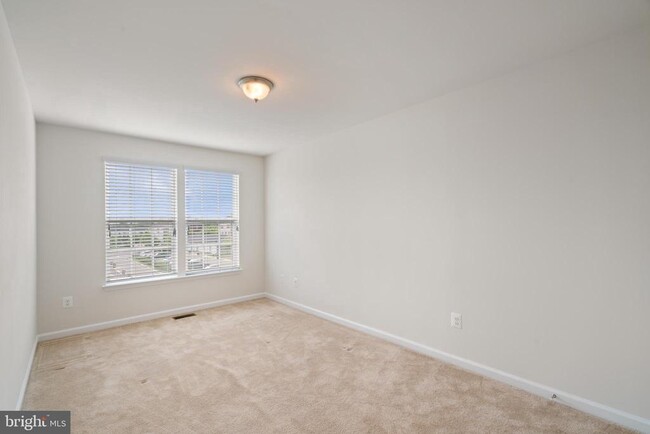 Building Photo - 116 Apricot St