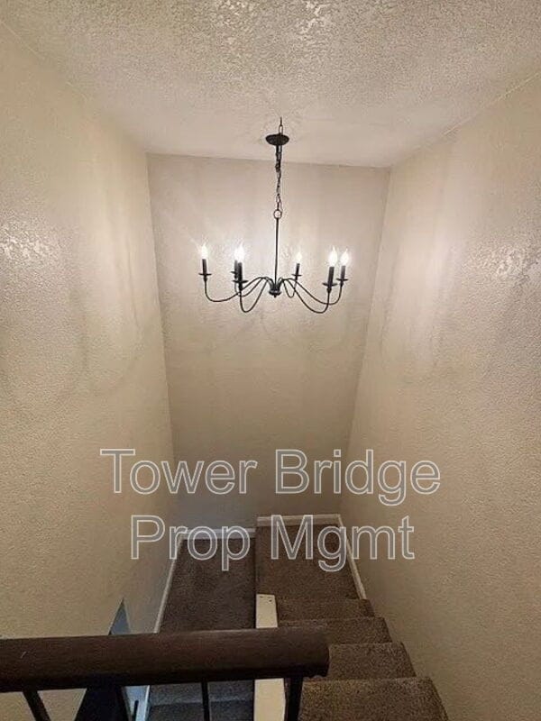 Building Photo - 7831 Hampton Ln