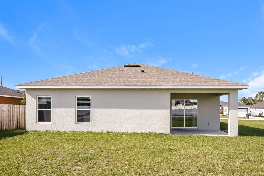 Building Photo - 1049 N Platte Way