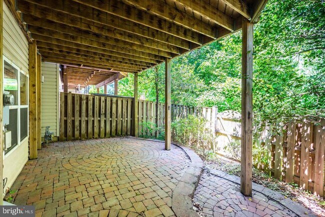 Building Photo - 6563 McKenna Way