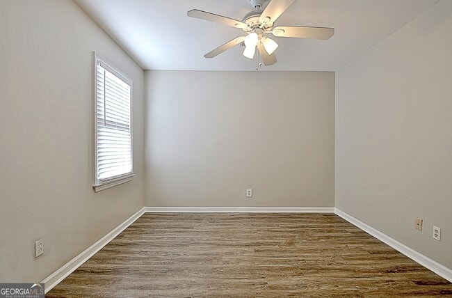 Building Photo - 338 Summer Pl