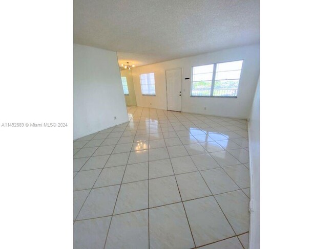 Primary Photo - 13550 SW 6th Ct