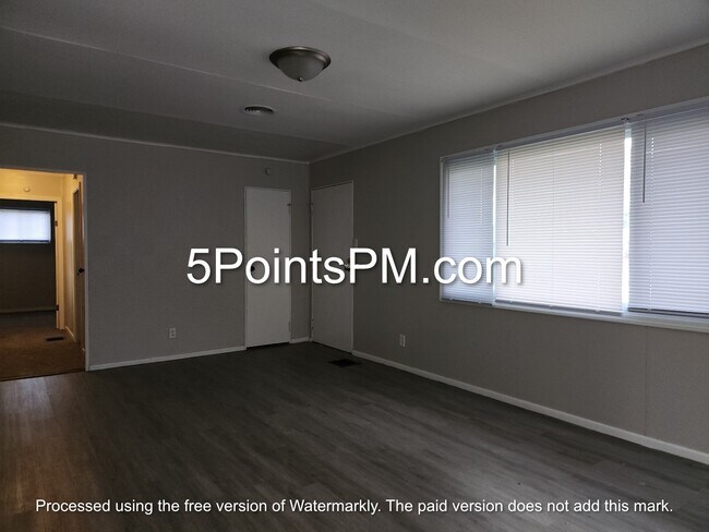 Building Photo - 1032 Andrew St