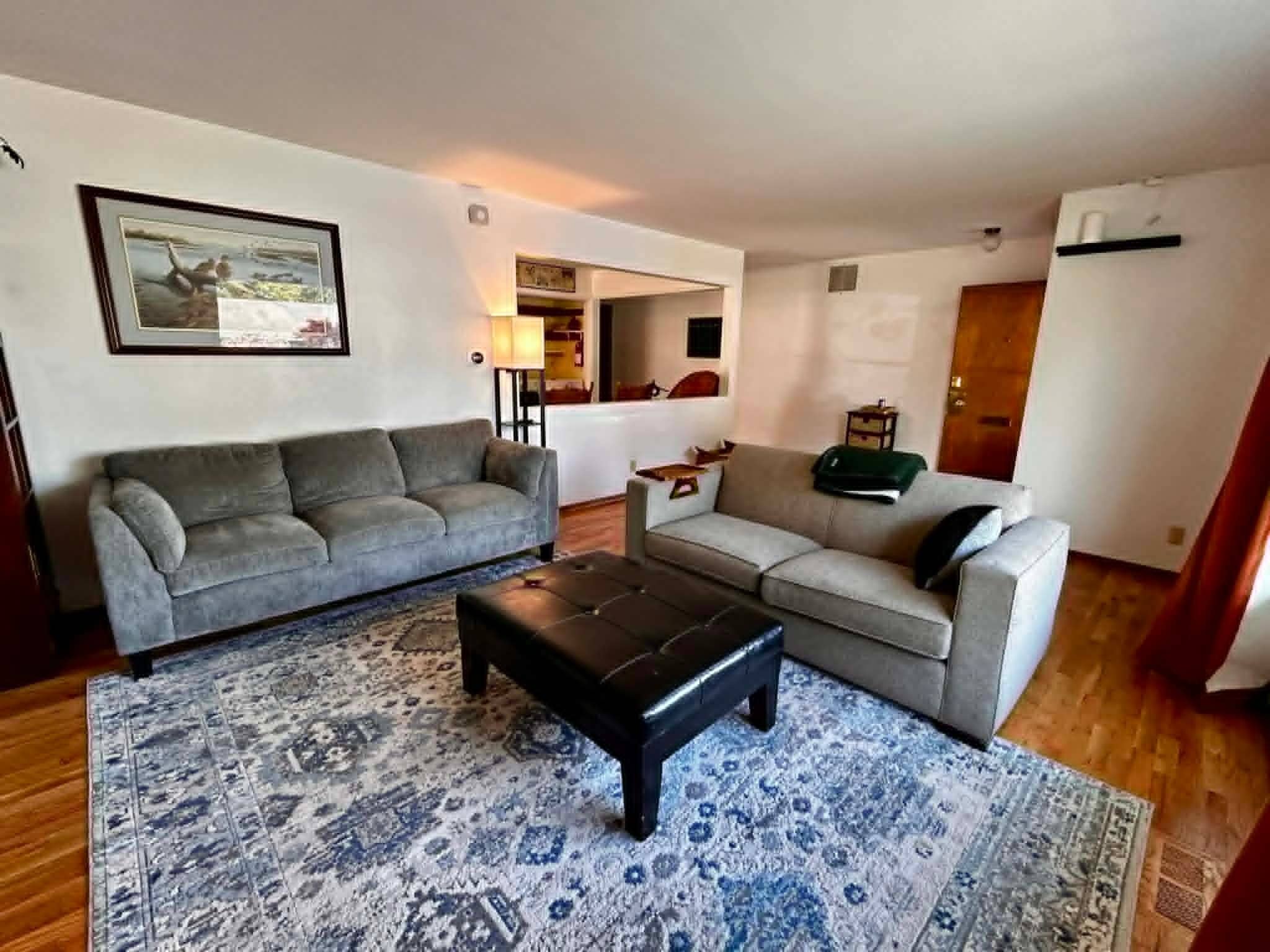 Building Photo - 302 N 37th Ave