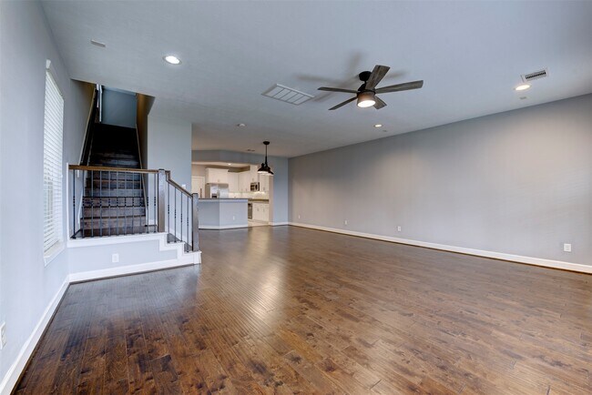 Building Photo - 1811 Wichita St