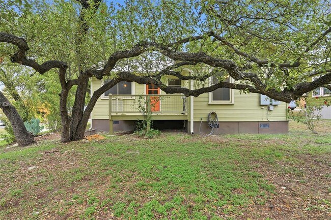 Building Photo - 1003 Cogbill St