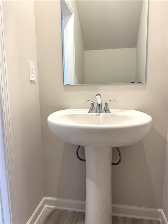 Building Photo - 823 Misty Holw Trl