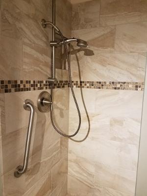 Master Shower - 12830 Burbank Blvd