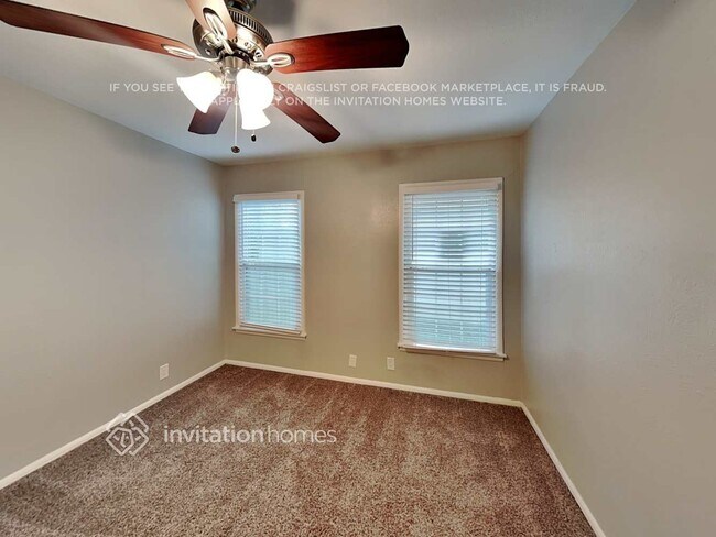 Building Photo - 3820 Norton Dr
