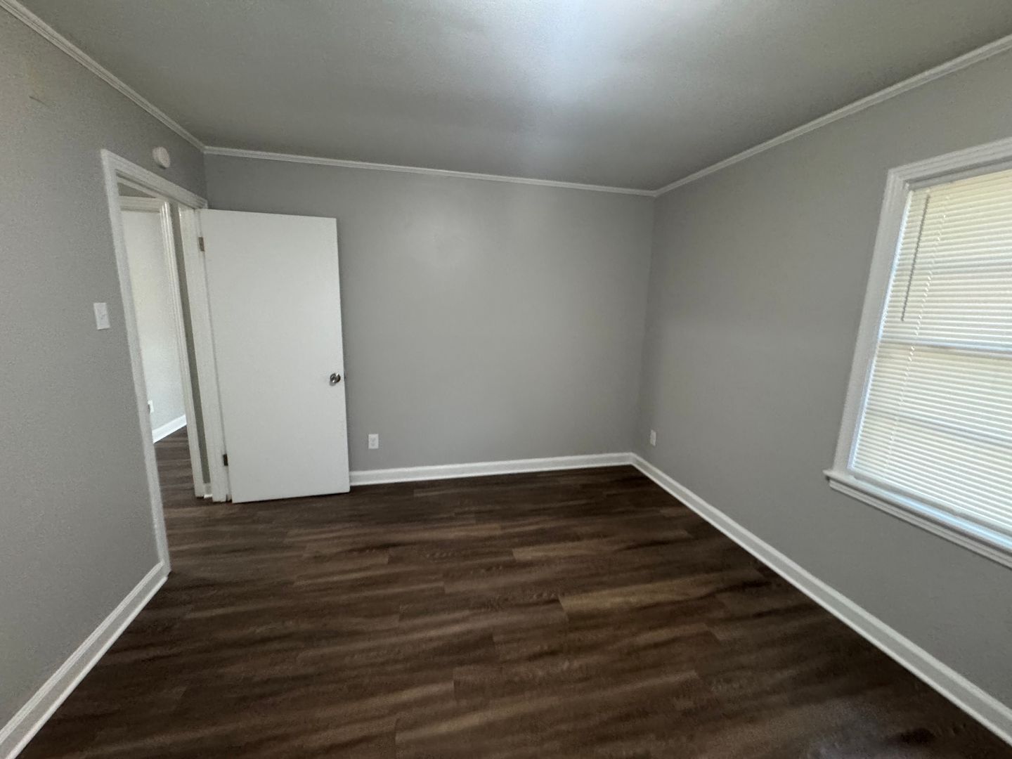 Building Photo - 280 Ivan Rd