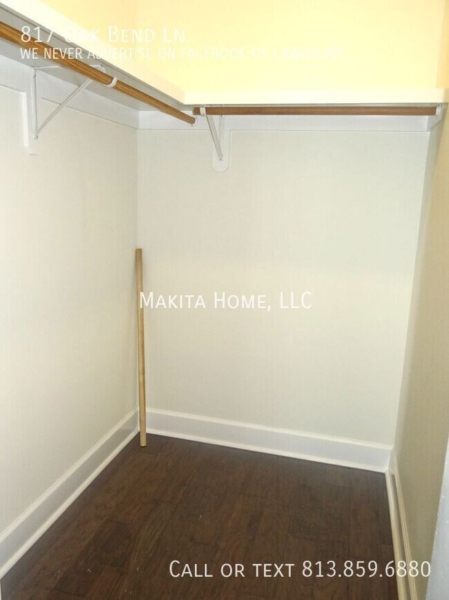Building Photo - 817 Oak Bend Ln