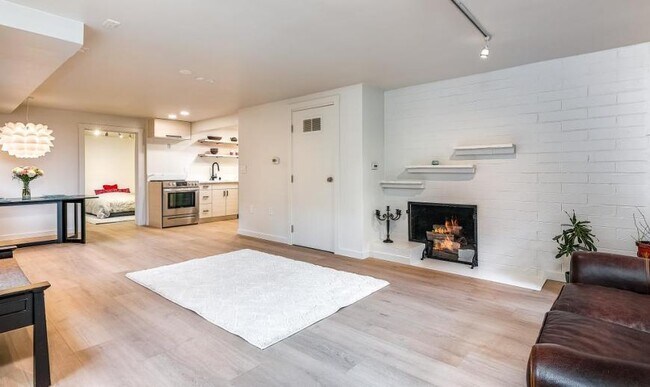 Building Photo - 1 bedroom in Seattle WA 98136