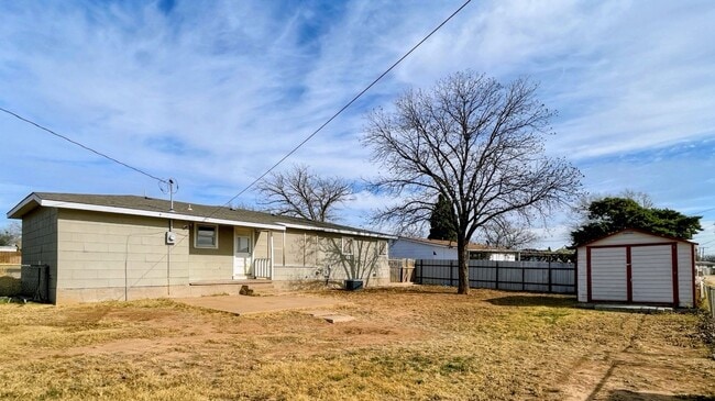 Building Photo - Snyder’s Best-Kept Secret – Modern 2-Bed Retreat Steps From Towle Park & Pool