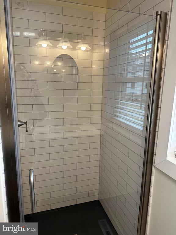 Building Photo - 4677 Summit Bridge Rd