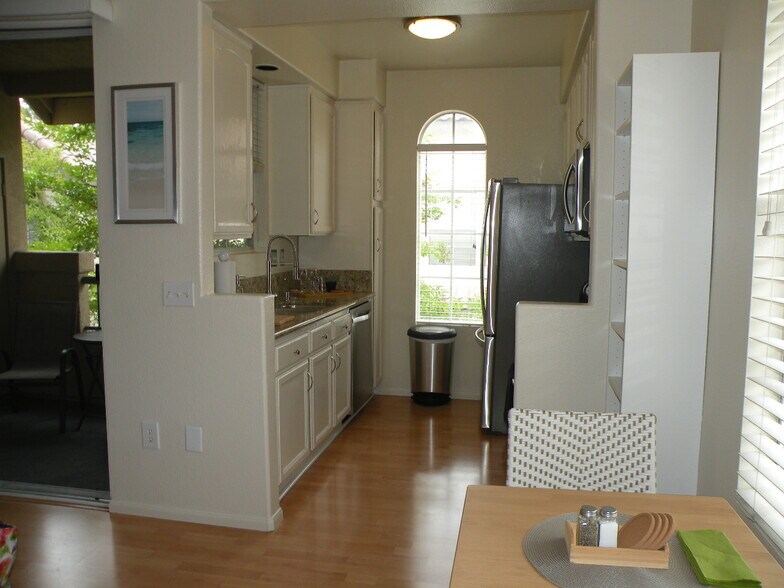 Kitchen - 8680 New Salem St