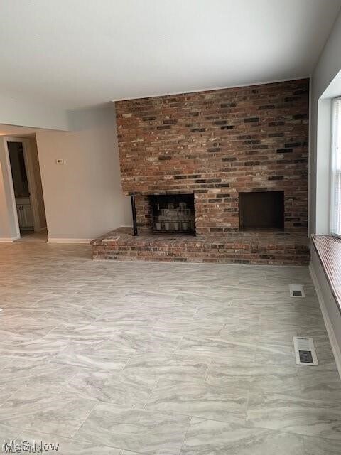 Primary Photo - 6995 Carriage Hill Dr