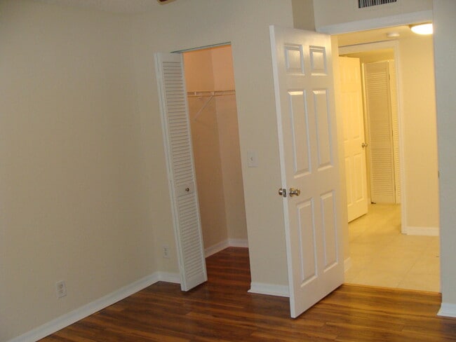 Building Photo - 4235 S 57th Ave