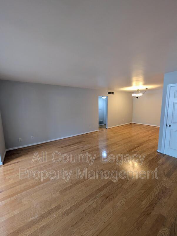 Building Photo - 1468 Briarwood Rd NE