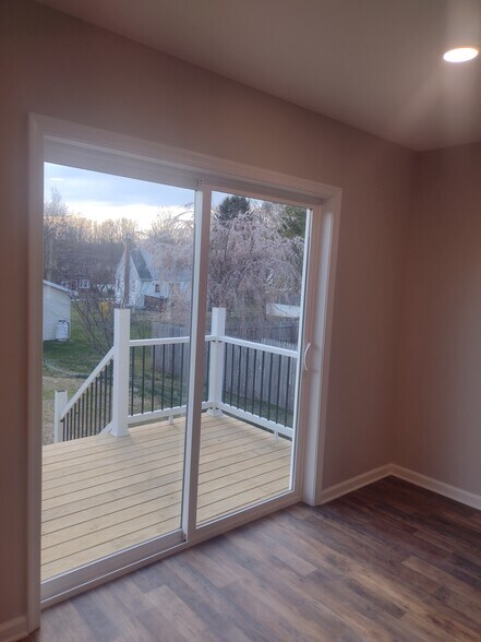 Building Photo - 511 Orchard Ave