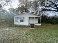 Building Photo - Renovated 2 Bedroom 1 Bath Home for Rent!!