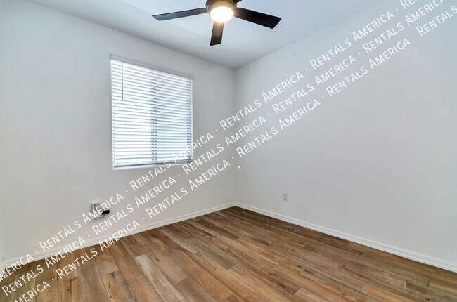 Building Photo - 6642 E Via Arroyo Largo