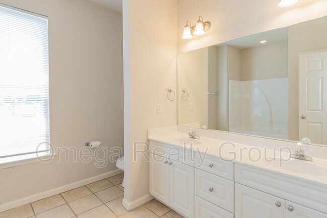 Building Photo - 1020 Washington Dr