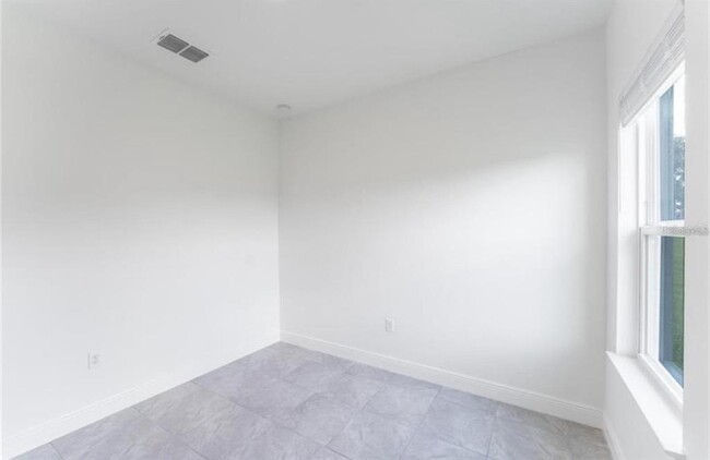 Building Photo - 3389 SW 126th Lane Rd