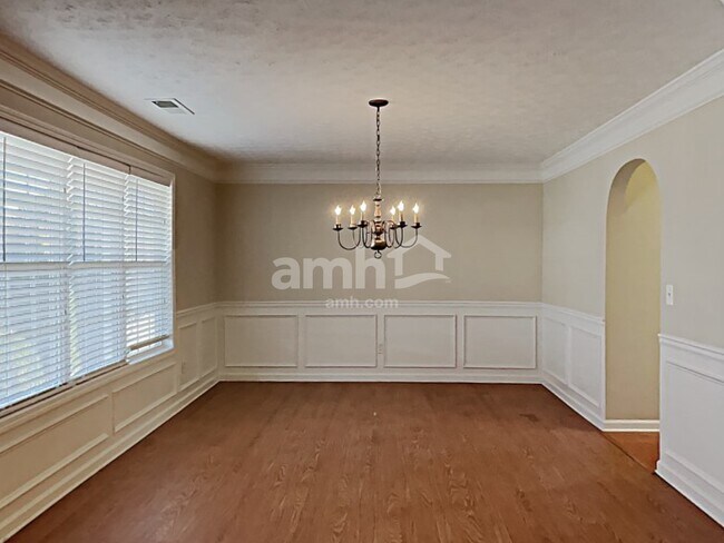 Building Photo - 230 Overlook Dr