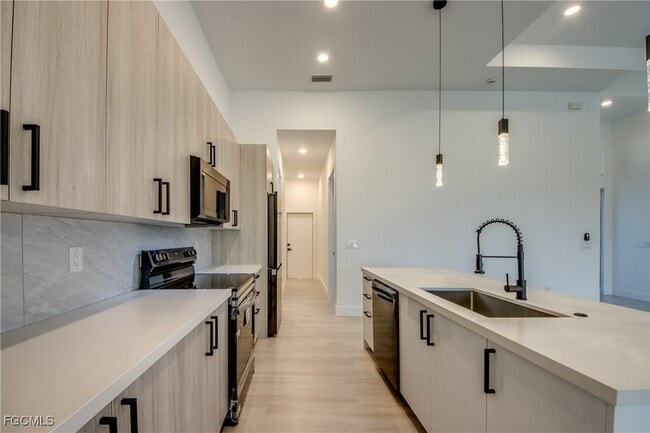 Building Photo - 1531 NW 40th Pl