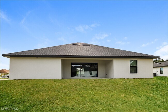 Building Photo - 1004 Anson Ave