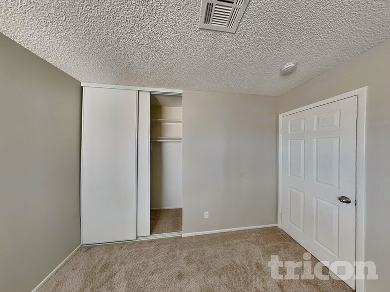 Building Photo - 271 Princess Ann Ct