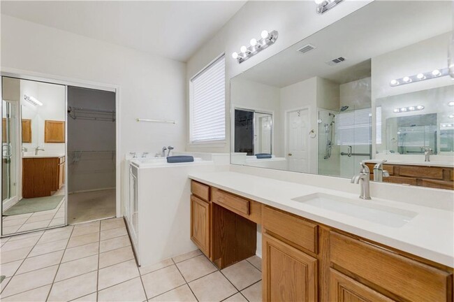 Building Photo - 1003 Antelope Ridge