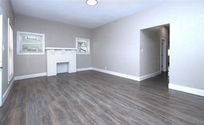 Building Photo - 4445 Rusk St