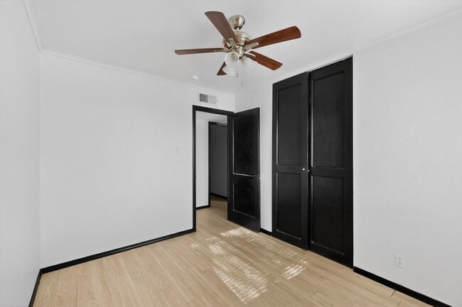 Building Photo - Charming 3 bedroom, 1 bath home in Central East El Paso!