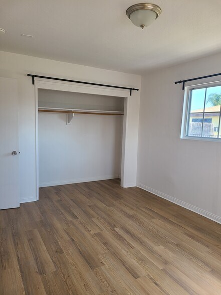 Building Photo - 2378 Chanslor St