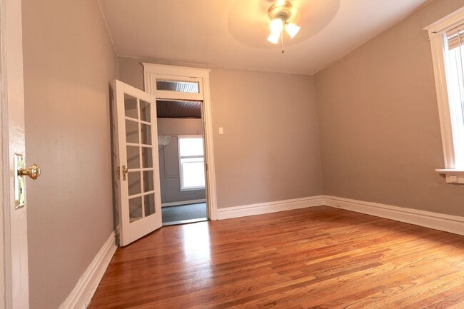 Building Photo - 2204-2206 Portis Ave.