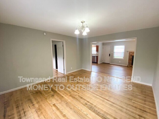 Building Photo - 212 Haverhill Dr