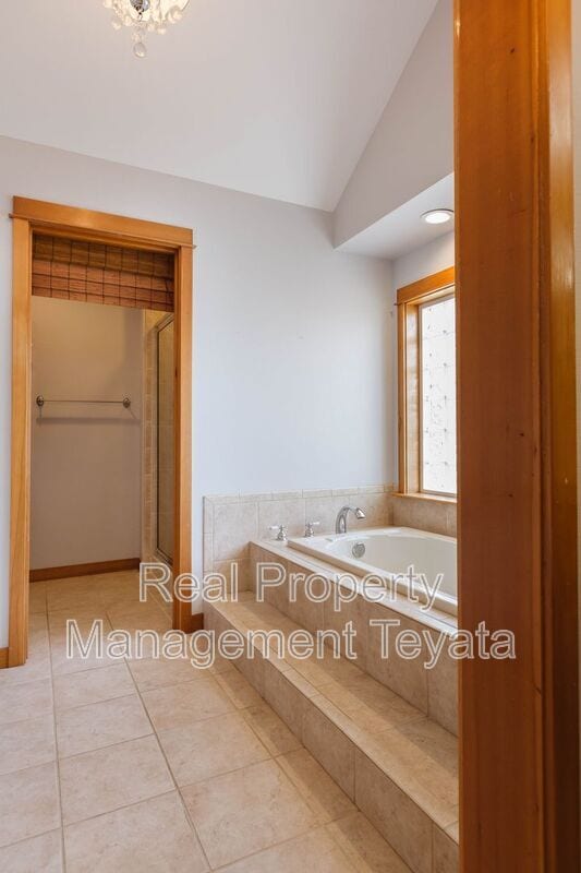 Building Photo - 5486 Salish Rd