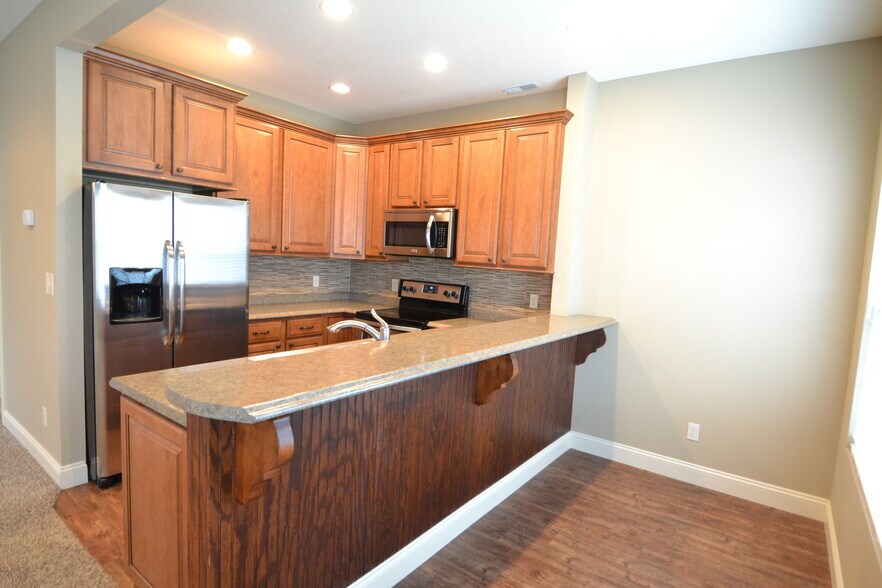 Building Photo - 804 W Normal St