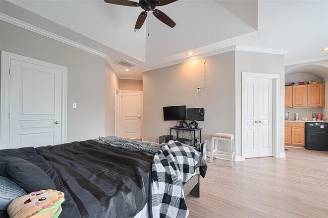 Building Photo - 24 Versante Ct