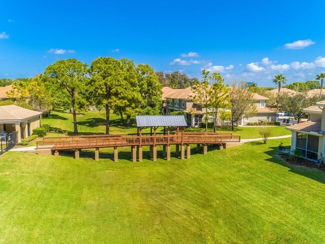 Building Photo - Spacious, light, bright 2 Master BR, 2-car...