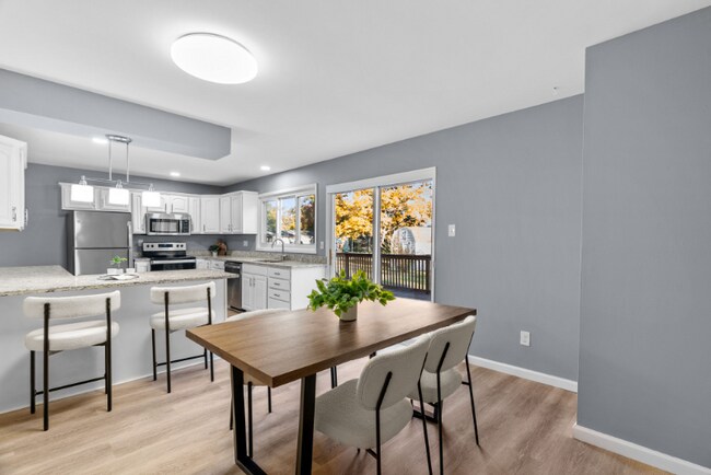 Building Photo - 312 Lemonwood Dr