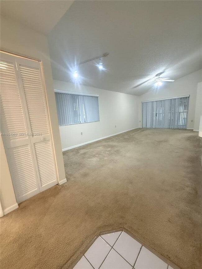 Building Photo - 19211 Glenmoor Dr