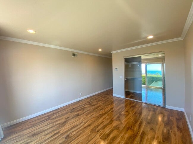 Building Photo - 2719 Via Arboleda