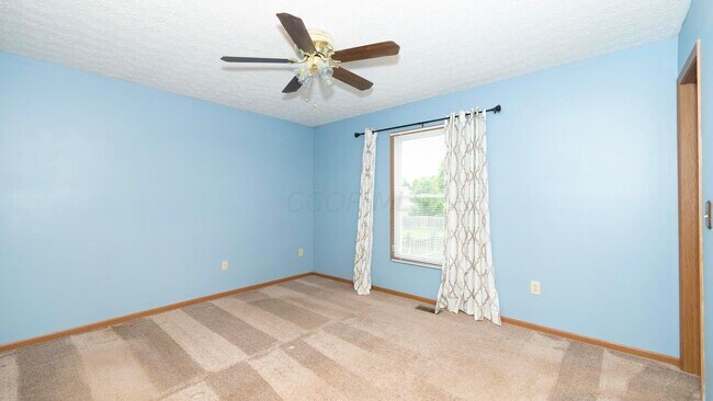 Building Photo - 7872 Waggoner Run Dr