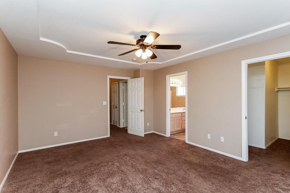 Building Photo - 334 Oak Canyon Dr