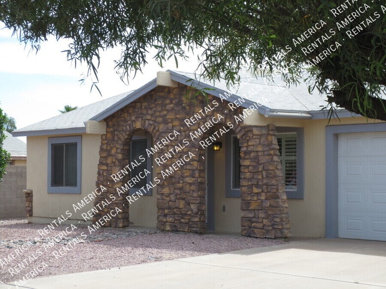 Primary Photo - 13410 N 41st Pl